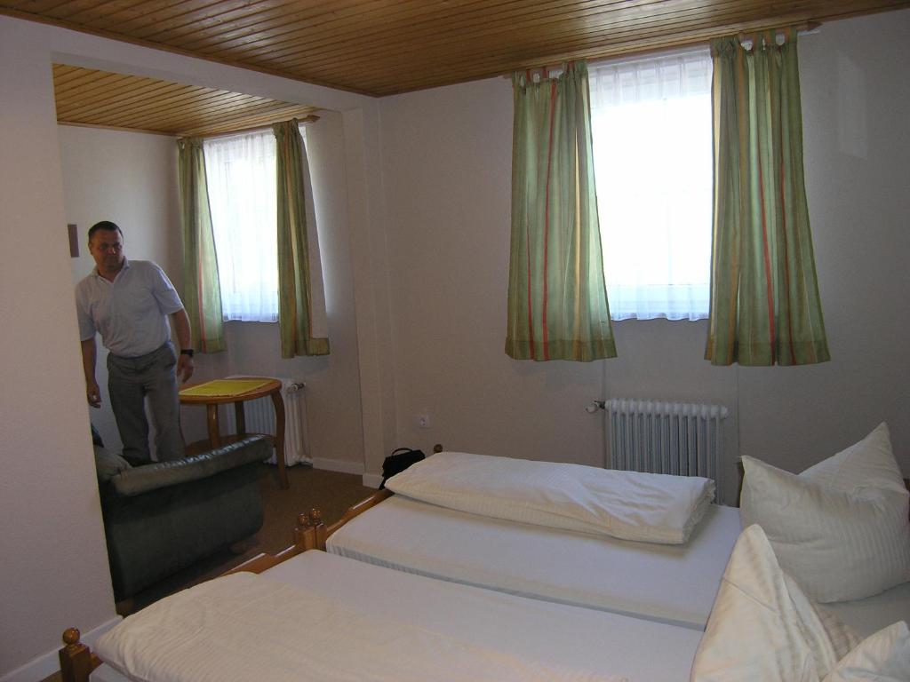 Gasthof Am See Seedorf  Habitación foto