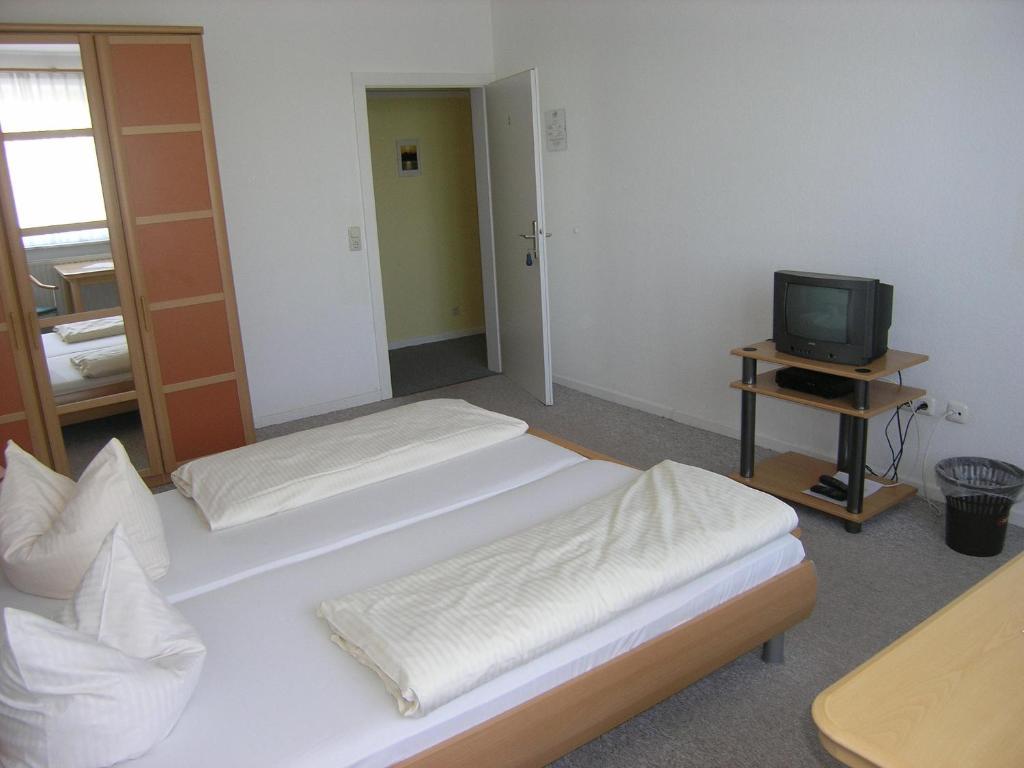 Gasthof Am See Seedorf  Habitación foto